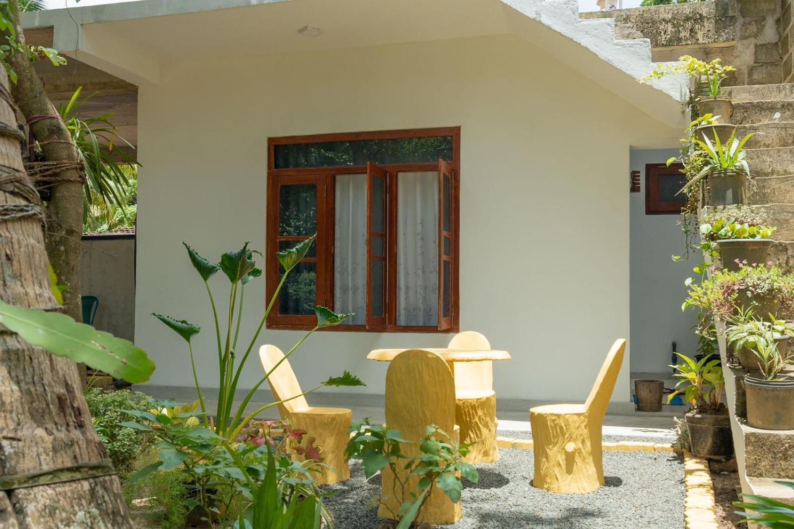 Lakru Home Stay Weligama Eksteriør billede